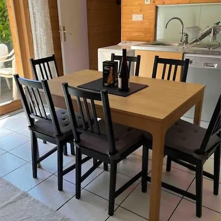 Apartment Etoile D'argent, Fabulous Location, Garden, Wifi, Bike Storage *
