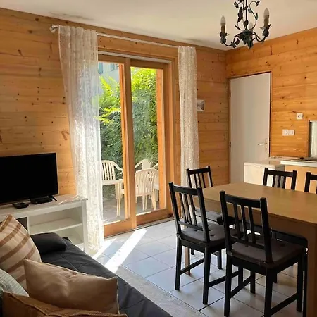 Etoile D'argent, Fabulous Location, Garden, Wifi, Bike Storage Apartment