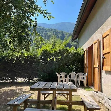Apartment Etoile D'argent, Fabulous Location, Garden, Wifi, Bike Storage Allemont