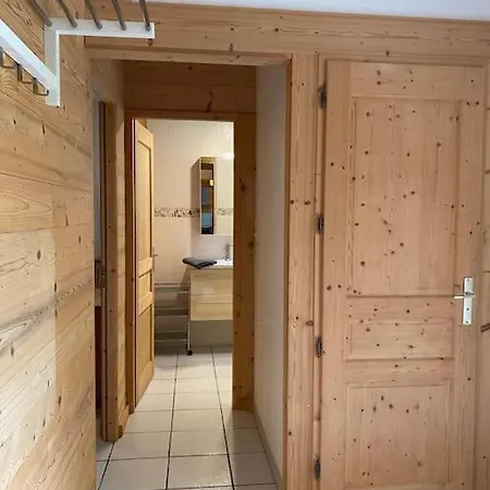 Etoile D'argent, Fabulous Location, Garden, Wifi, Bike Storage Apartment